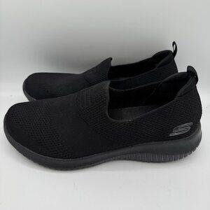 Skechers Women's Ultra Flex Harmonious Slip On Sneaker Black Size 9